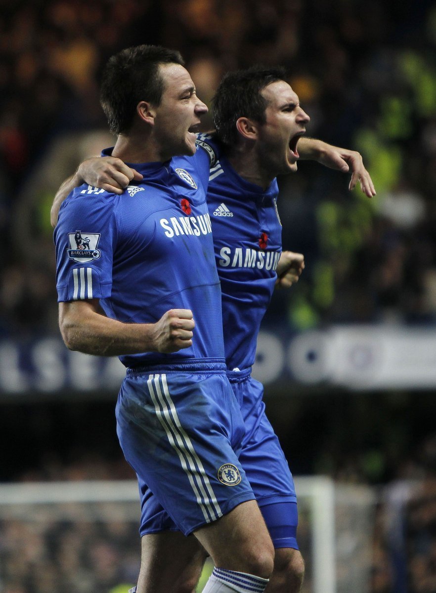 Lampard s Terrym slaví gól Chelsea
