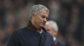 Nejhorší den Mourinhovy kariéry. Jak proběhl vyhazov v Chelsea?