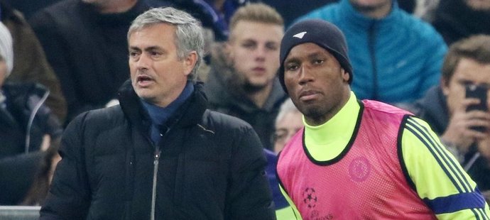 José Mourinho s Didierem Drogbou v době společného působení v Chelsea.