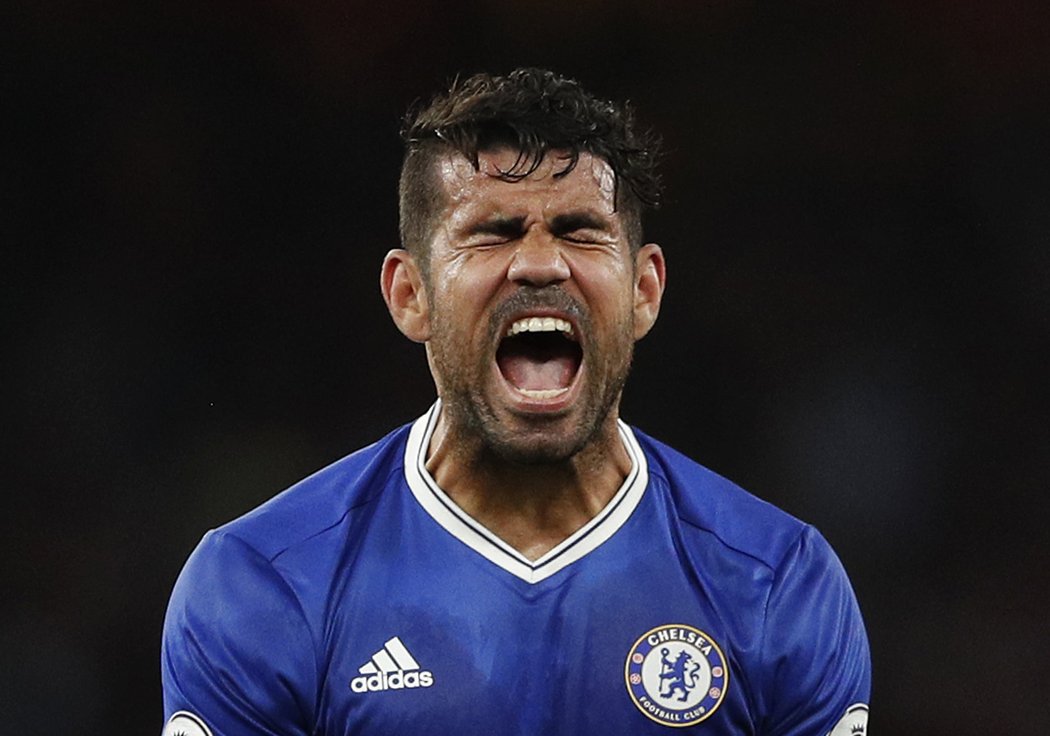 Útočník Diego Costa byl v derby s Arsenalem pořádně vytočený