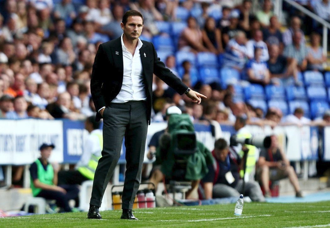 Frank Lampard si odbyl premiéru na střídačce Derby County
