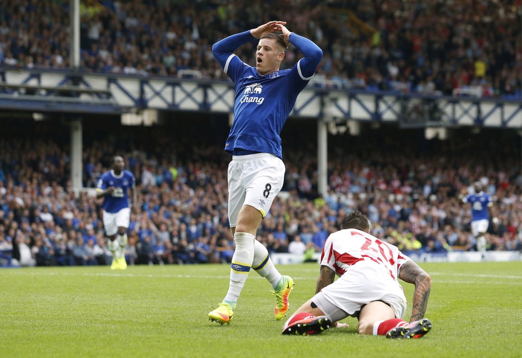 Ross Barkley z Evertonu už ví, že tuhle šanci zazdil