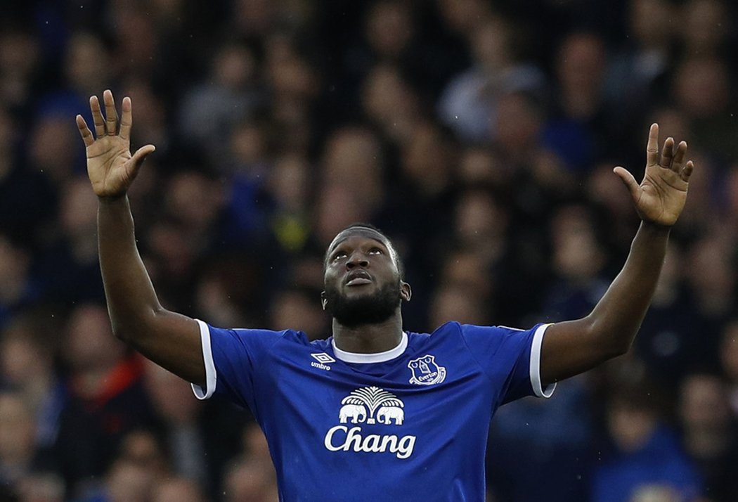 Romelu Lukaku z Evertonu, zatím nejlepší střelec Premier League, odmítl novou smlouvu