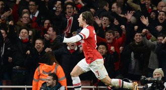 Rosický věří Arsenalu: Trofej už přijde, kluci z Anglie nejsou děti