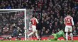 První gól utkání mezi Arsenal a Sunderlandem v FA Cupu inkasoval Petr Čech. Nakonec ale Arsenal vyhrál 3:1.