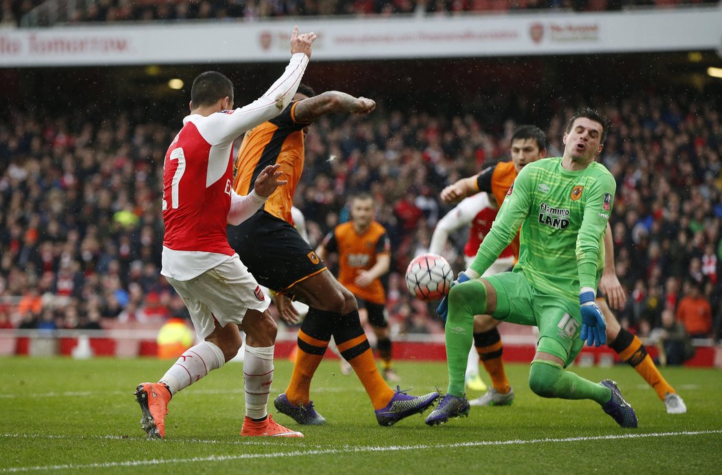 Neprůstřelný byl gólman Hullu při utkání FA Cupu na hřišti Arsenalu. Zápas skončil 0:0.