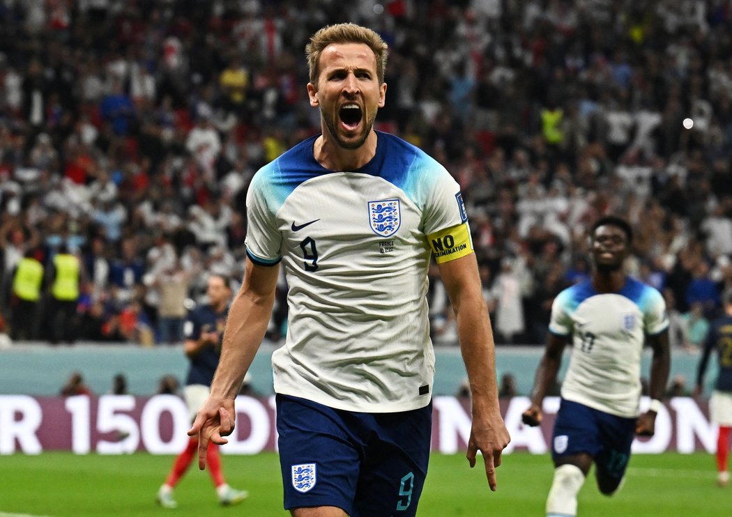 Harry Kane si užil proměněnou penaltu