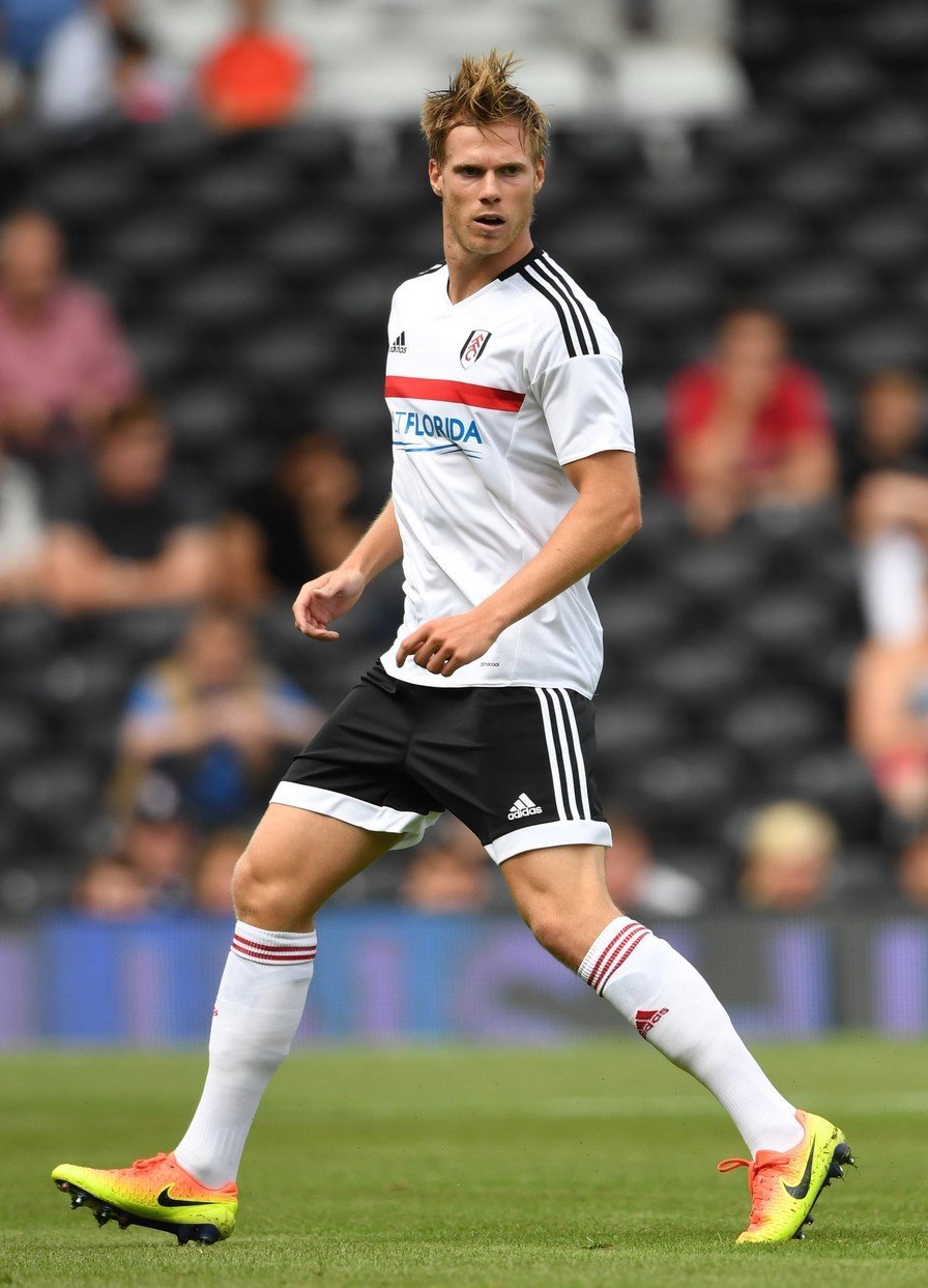 Tomáš Kalas odehrál za Fulham celých 90 minut a přispěl k čistému kontu a výhře