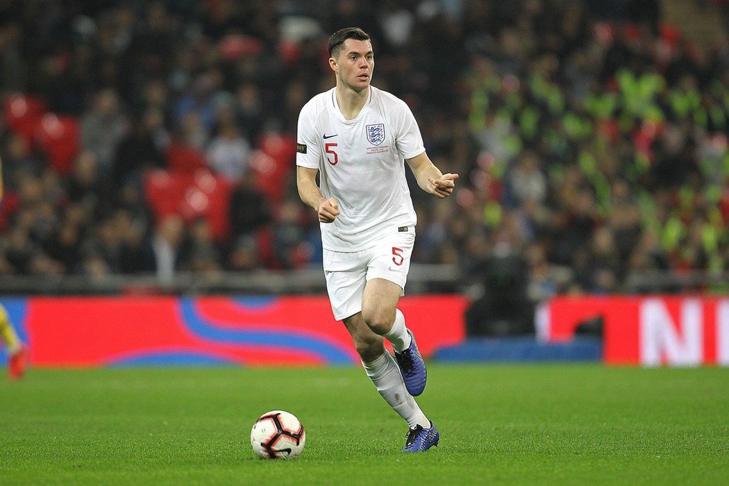 Anglický obránce Michael Keane