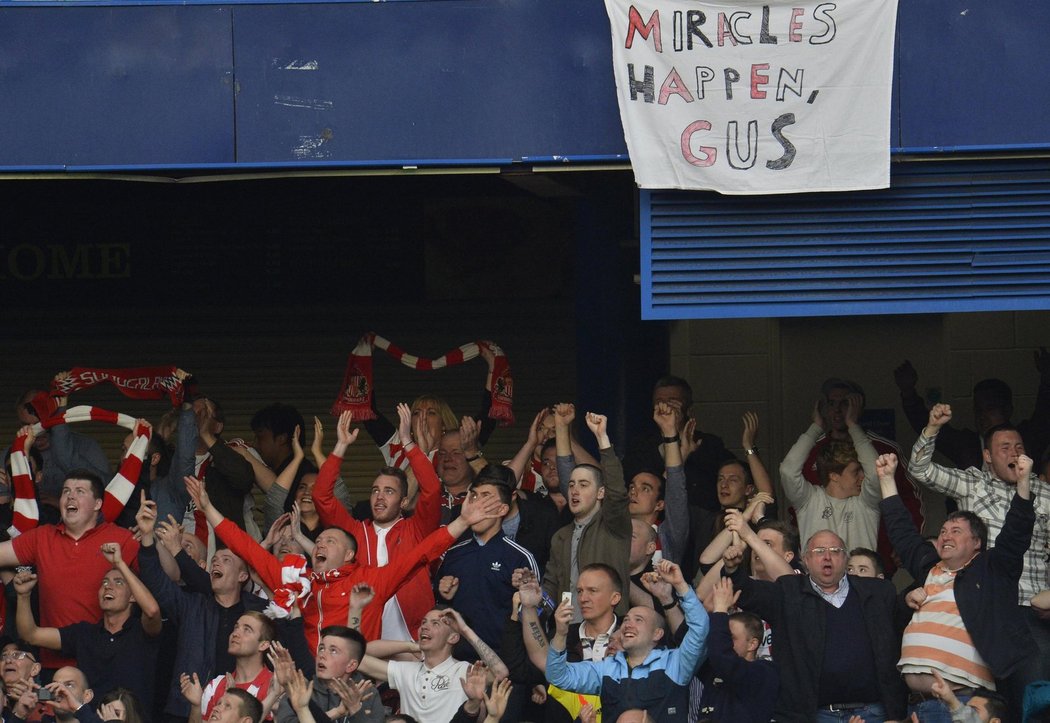 Fanoušci Sunderlandu si užívali na Stamford Bridge nečekané radosti z tříbodového zisku