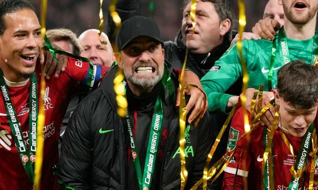 Liverpool má trofej pro Kloppa. Jeho „děti“ porazily „packaly za miliardy“