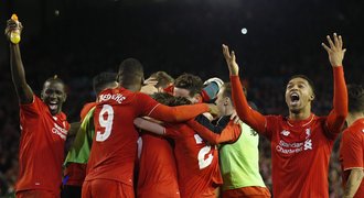 Drama! Liverpool vydřel finále poháru se Stoke až na penalty