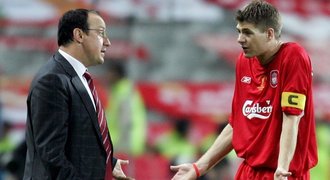 Gerrard: Zavolat můžu každému kouči až na Beníteze. Proč?