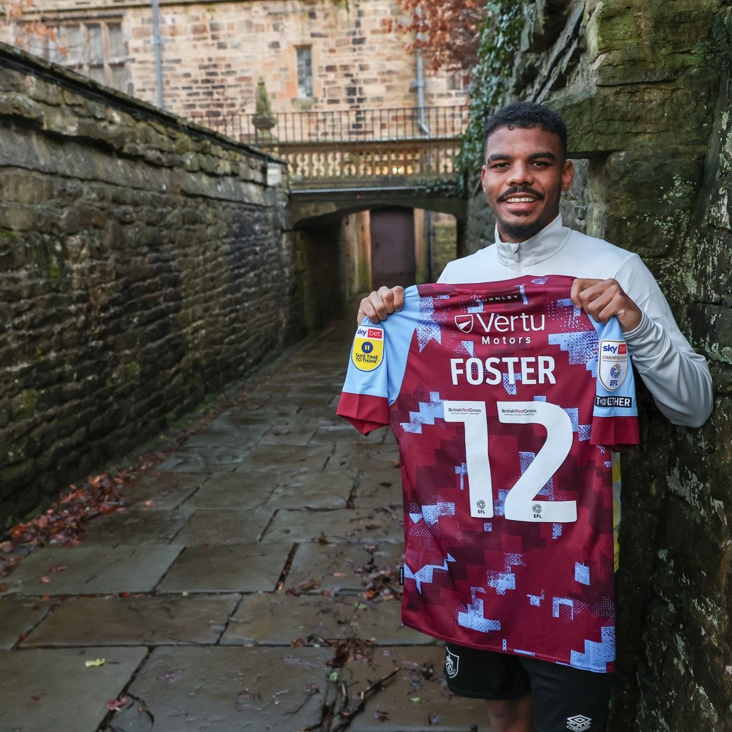 Lyle Foster se stal novým hráčem Burnley