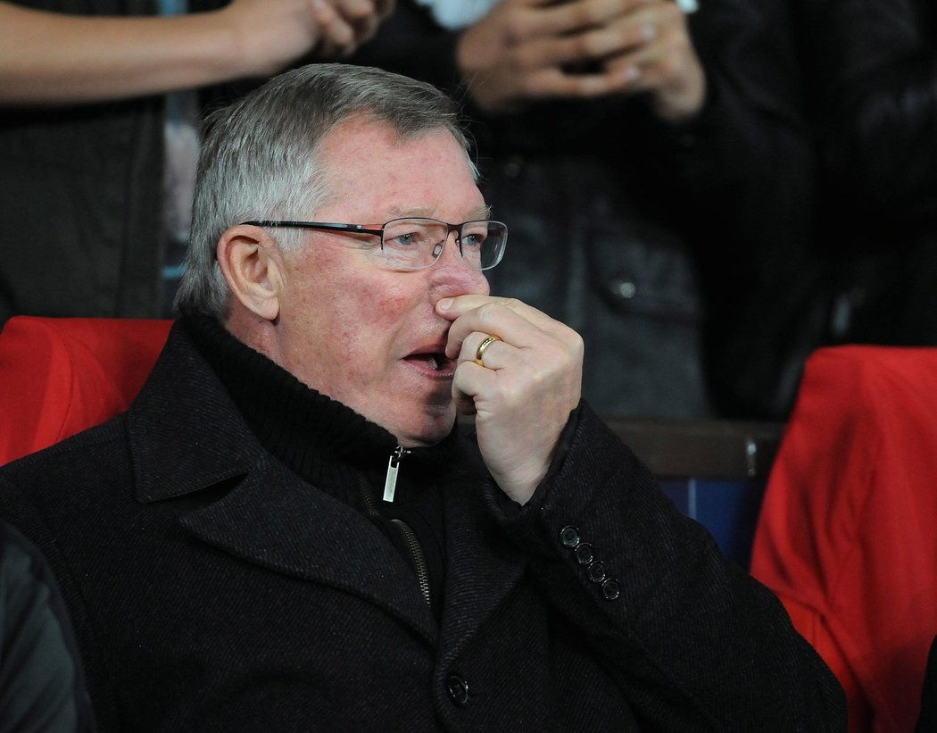 Sir Alex Ferguson, manažer fotbalové Manchesteru United, byl zaskočený tím, že se vedení klubu porozhlíží po jeho potenciálních nástupcích. Sám se totiž končit nechystá.