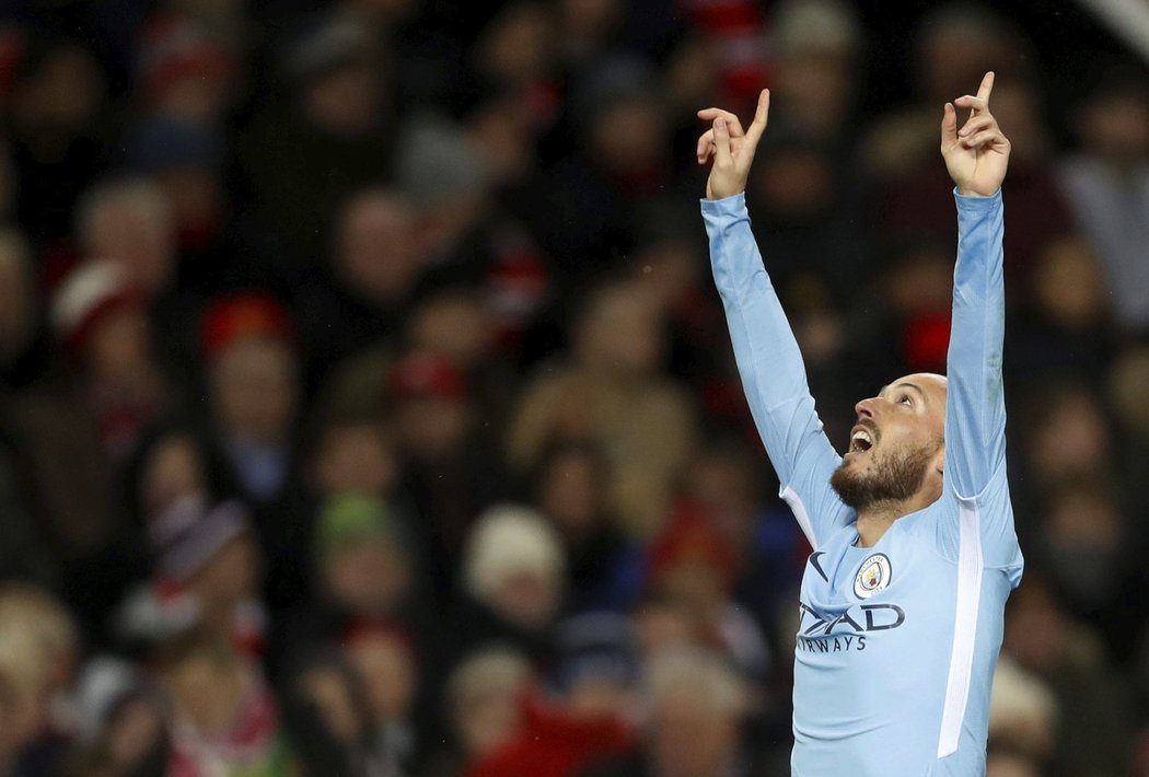 David Silva otevřel skóre manchesterského derby