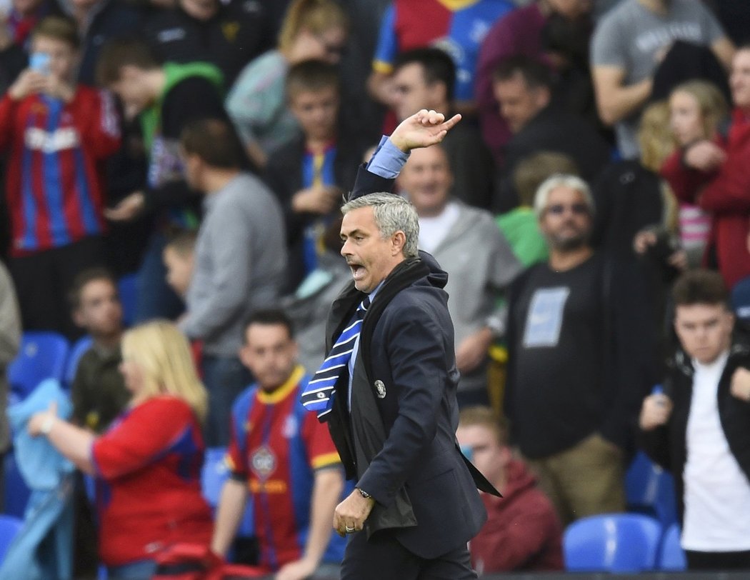 Jose Mourinho tradičně plný emocí.