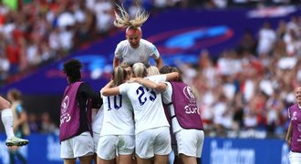 87.192!  Zuschauerrekord bei der EURO Women gebrochen, Zuschauer verfolgen den Sieg der Engländerinnen