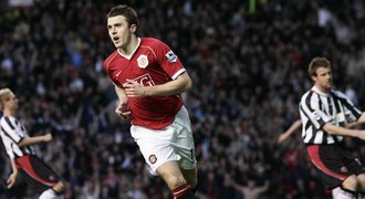 Carrick přijde kvůli zranění o Ligu mistrů