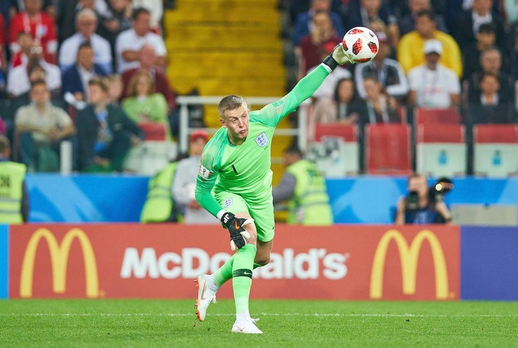 Brankář Jordan Pickford je od letního MS jasnou jedničkou anglické reprezentace