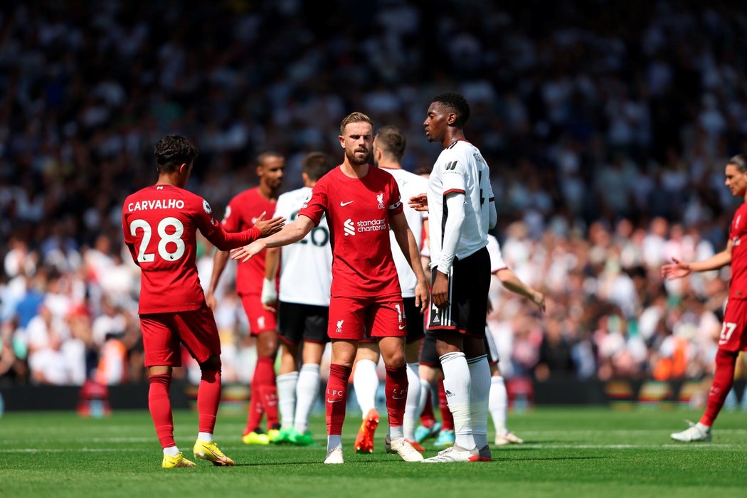 Liverpool hned v úvodním kole Premier League ztratil, na hřišti Fulhamu jen remizoval