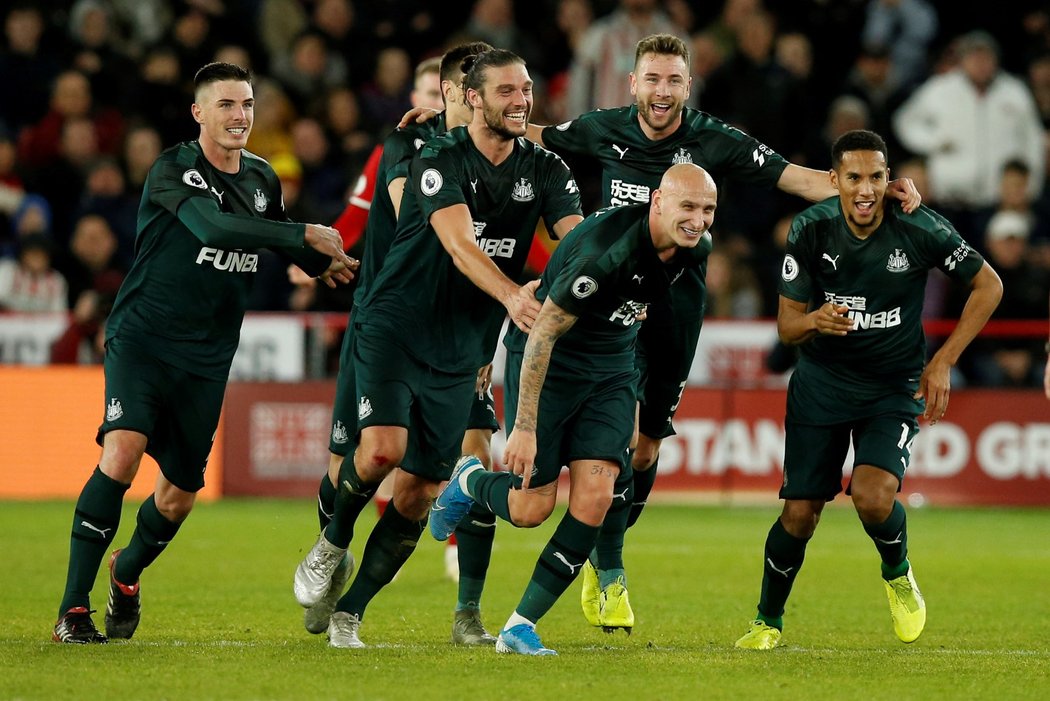 Newcastle po víkendové remíze s Manchesterem City ve čtvrtek vyhrál na hřišti Sheffieldu United 2:0, druhou branku přidal Jonjo Shelvey