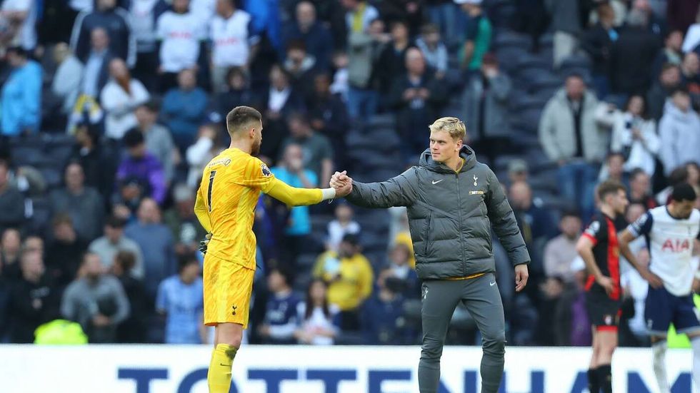 Brankáři Tottenhamu Antonín Kinský a Gugliermo Vicario