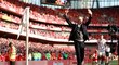 Děkovačka končícího trenéra Arséna Wengera po posledním domácím zápase na lavičce Arsenalu