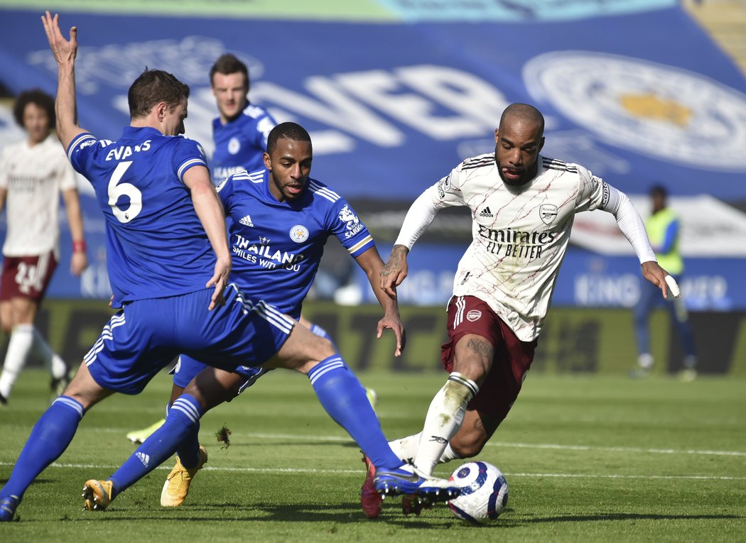 Alexandre Lacazette proti Leicesteru proměnil penaltu