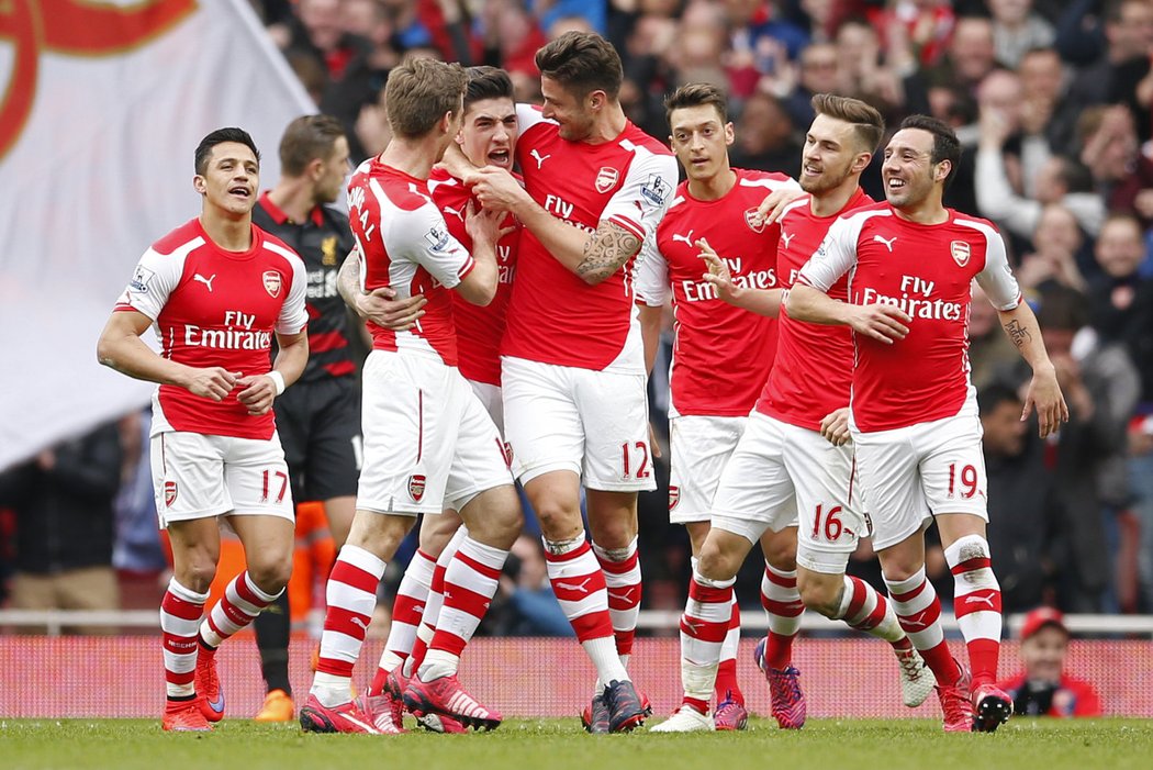 Fotbalisté Arsenalu mohli slavit už v poločase utkání s Liverpoolem, vedli totiž 3:0.
