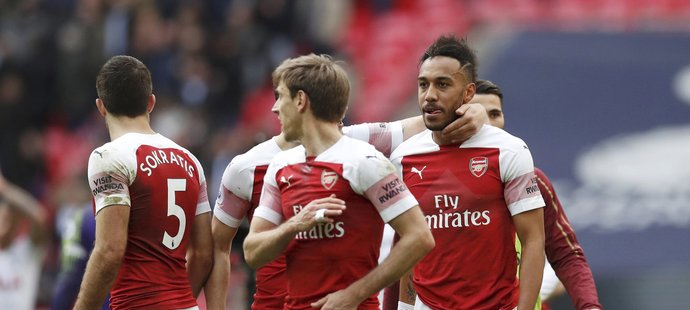 Hráči Arsenalu mohli být po remíze v derby zklamaní