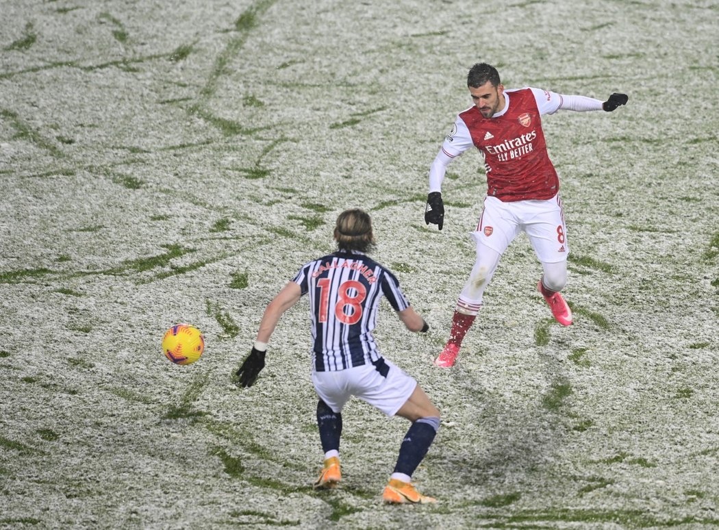 Arsenal se i na zasněženém trávníku vypořádal s WBA v poměru 4:0