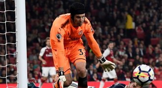 SESTŘIHY: Čech má nulu. Favorité vítězili, vedou celky z Manchesteru