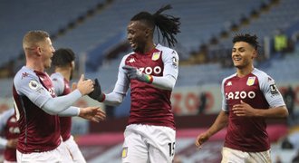 Aston Villa přehrála Newcastle 2:0, rozhodla už v první půli