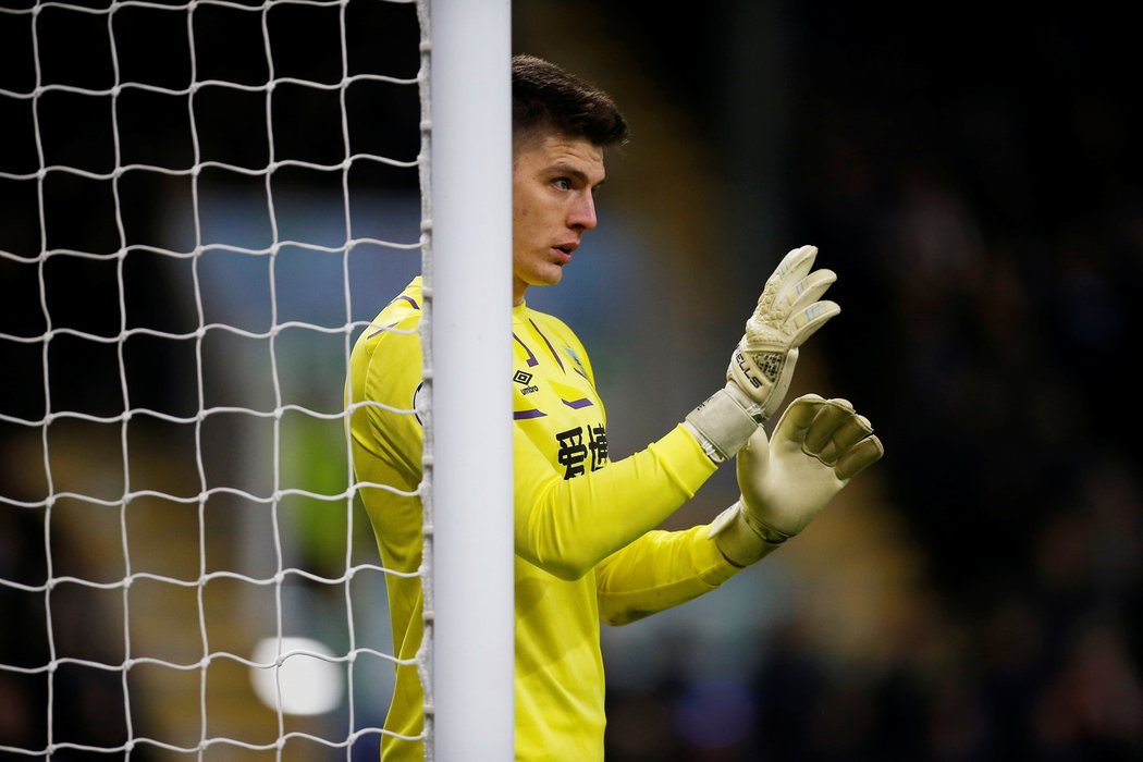 Gólman Burnley Nick Pope může mít namířeno do Chelsea