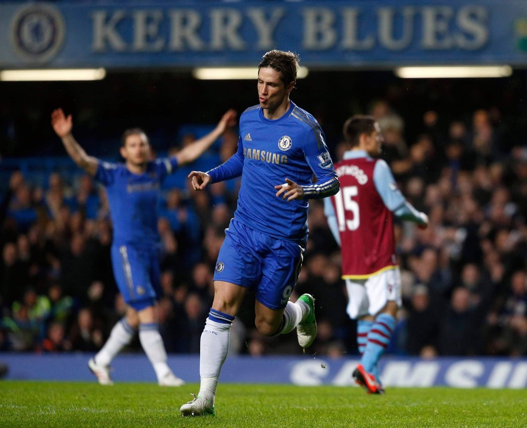 Trefil se i Torres! Španělský útočník Chelsea přispěl k debaklu Aston Villy úvodním gólem