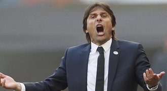 Conte se pře s Chelsea o víc než půl miliardy. Klubu vadilo i to, jak parkuje