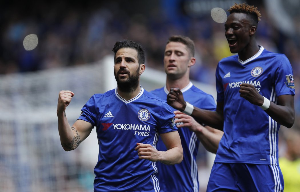 Chelsea poslal proti Leicesteru do vedení Cesc Fábregas