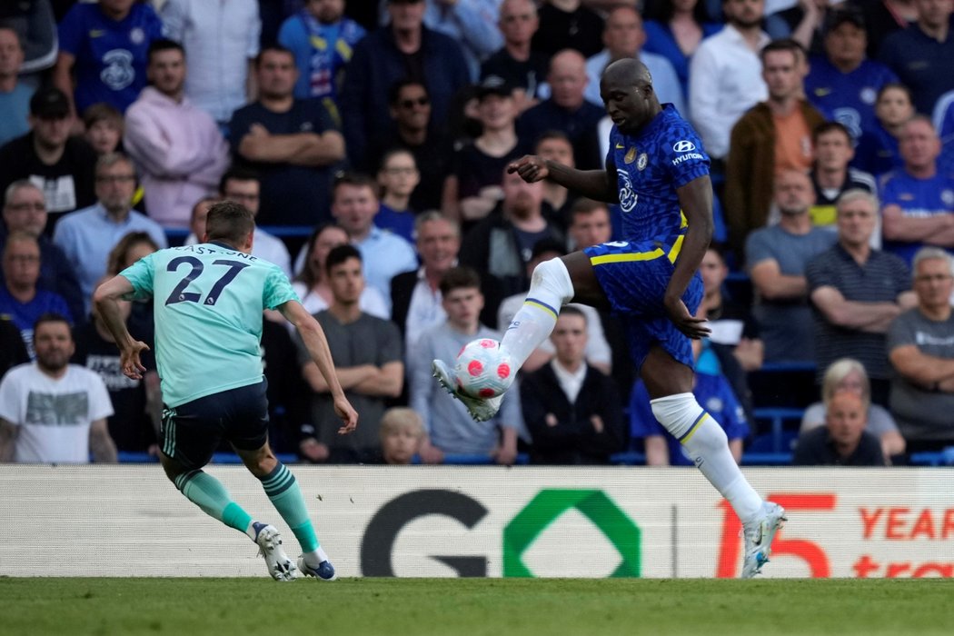 Romelu Lukaku při zápase s Leicesterem City.