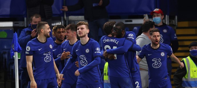 Chelsea porazila Leicester 2:1 a výrazně se přiblížila postupu do Ligy mistrů