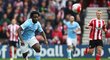 Wilfried Bony v dresu Manchesteru City