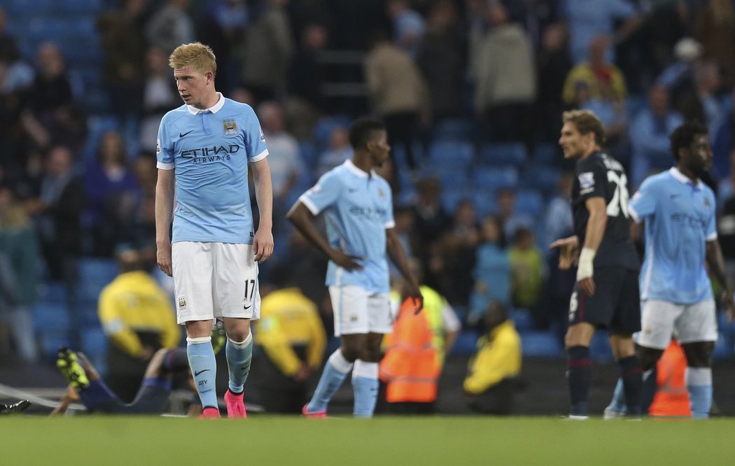 Zklamaný Kevin de Bruyne po prohře s West Hamem.