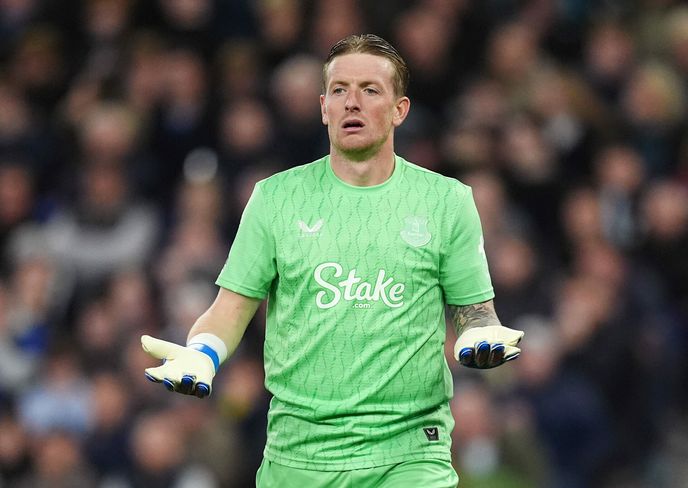 Anglický brankář Jordan Pickford prodloužil smlouvu s Evertonem Anglický brankář Jordan Pickford prodloužil smlouvu s Evertonem