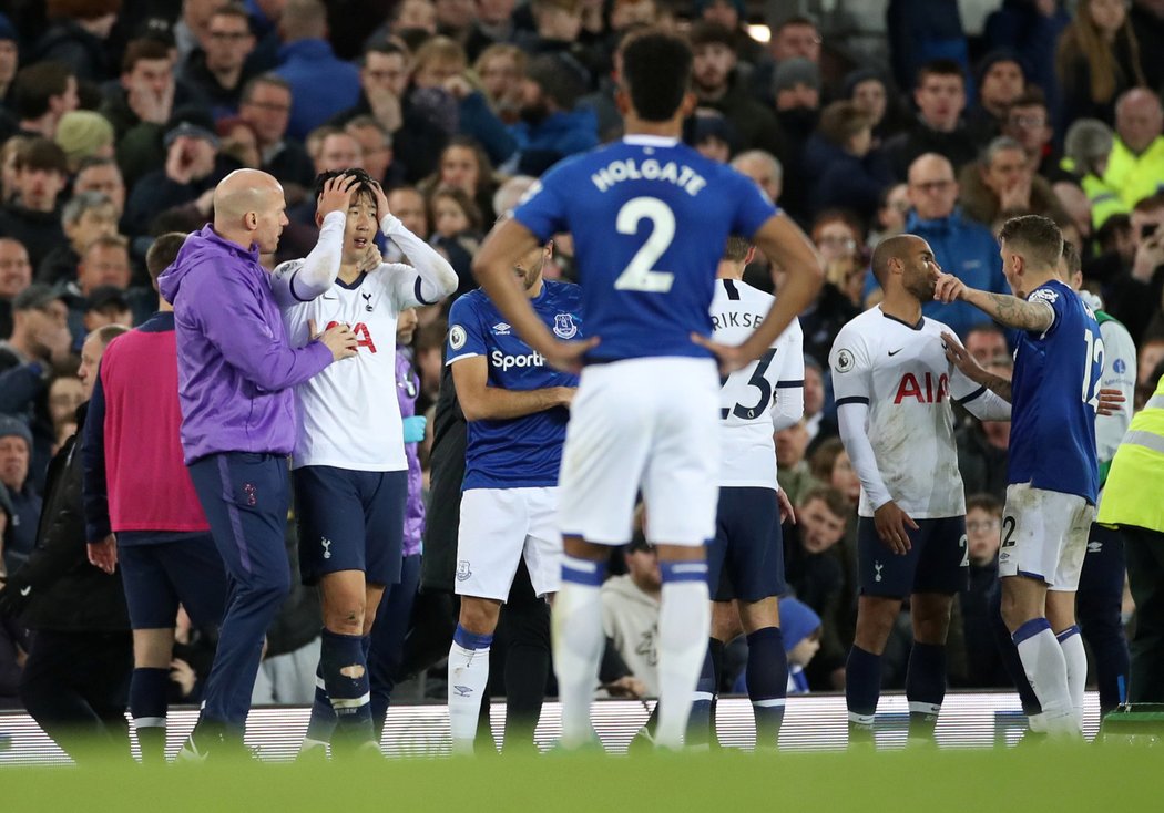 Šokující zranění Andrého Gomese ovlivnilo šlágr mezi Tottenhamem a Evertonem