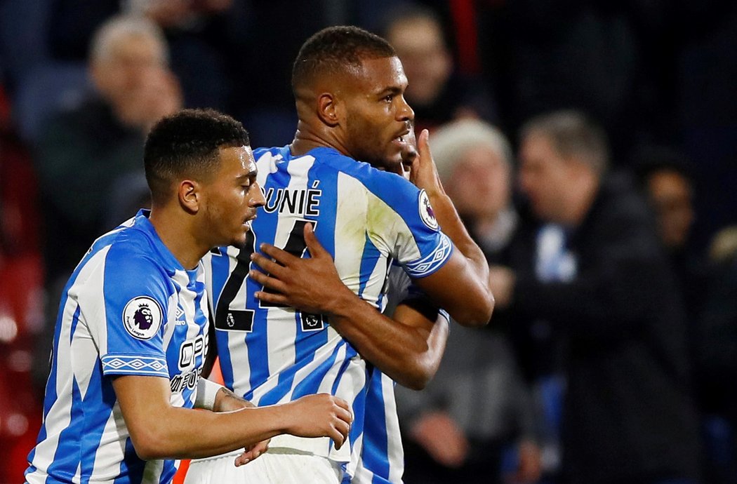 Huddersfield porazil gólem z nastavení Wolves 1:0