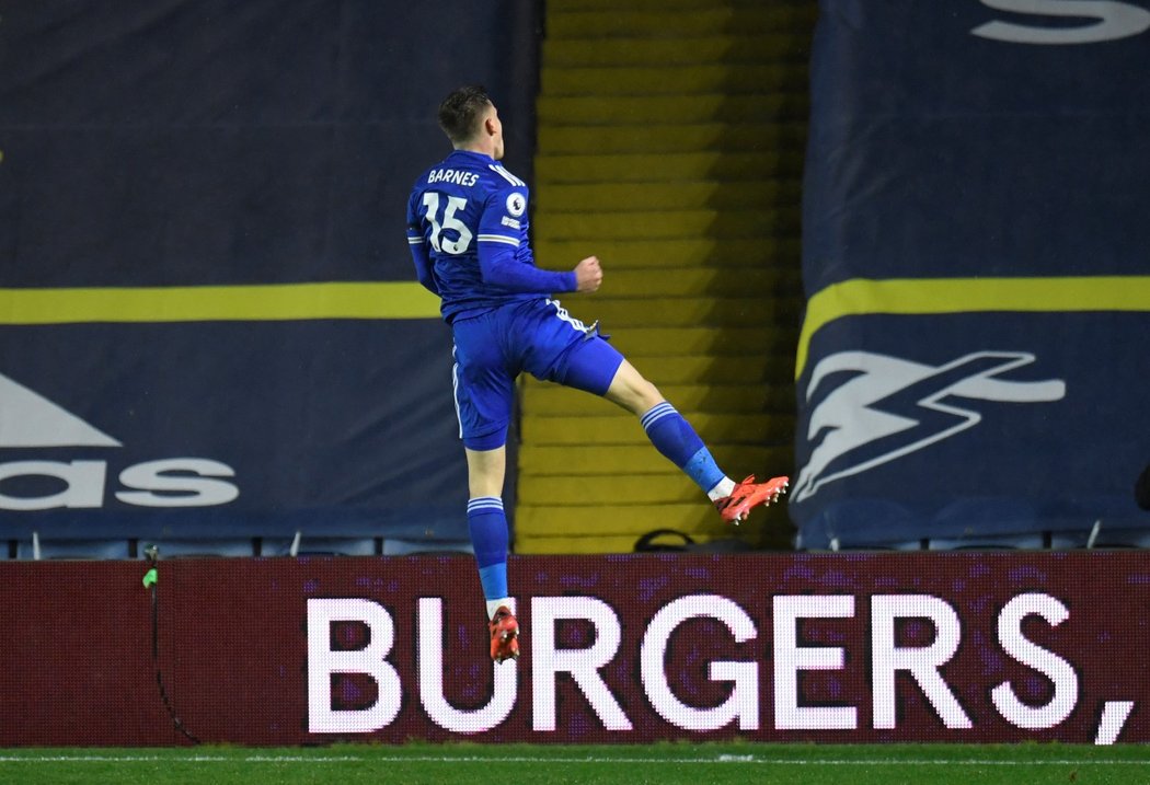 Harvey Barnes poslal Leicester v Leedsu do vedení už ve 2. minutě