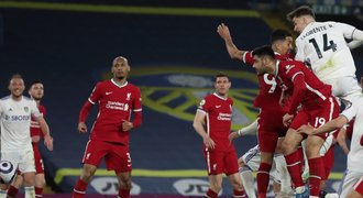 Liverpool v lize znovu ztratil. O výhru v Leedsu přišel až v závěru