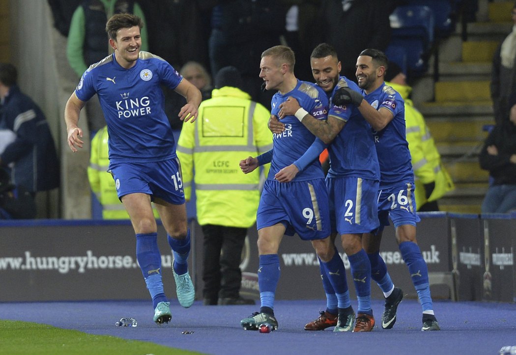 Anglický útočník Jamie Vardy vstřelil proti Tottenhamu svůj 100. profesionální ligový gól