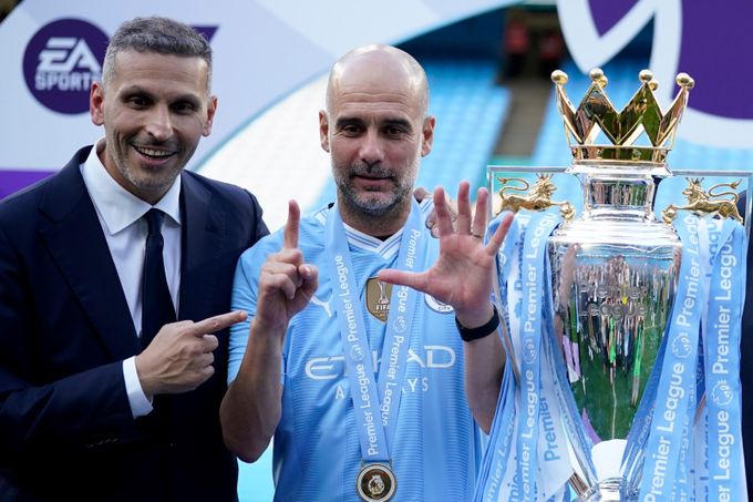 Manchester City může sestoupit, ale hrát Ligu mistrů. Kluby se bojí bizarního scénáře Manchester City může sestoupit, ale hrát Ligu mistrů. Kluby se bojí bizarního scénáře
