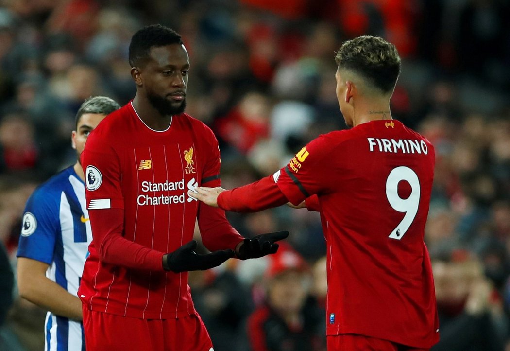 Radost fotbalistů Liverpoolu z branky proti Brightonu